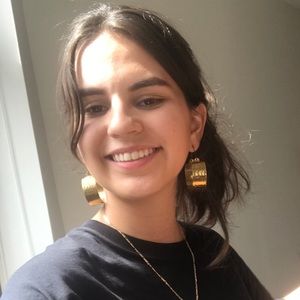 Meet your Posher, Gabriela